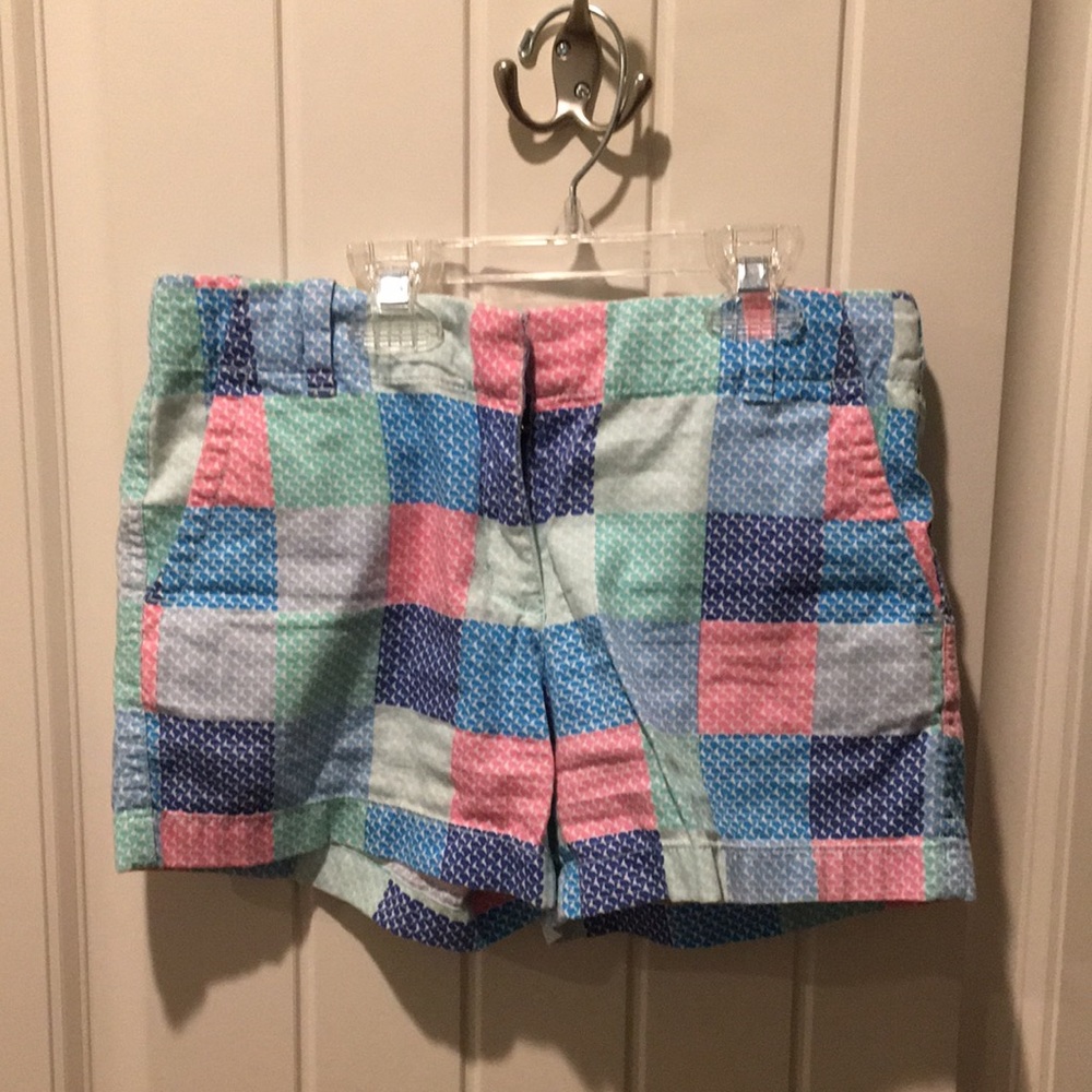 Vineyard vines whale shorts